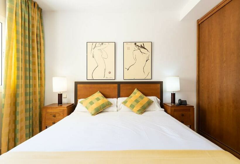 Апартаменты Deluxe 2 Спальни с Гидромассажем, Holiday Club Sol Amadores