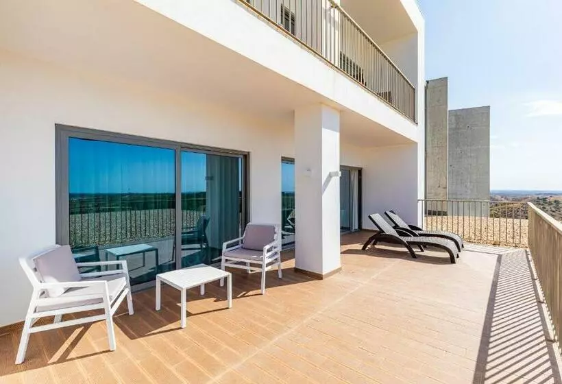 スイート, Algarve Race Resort
