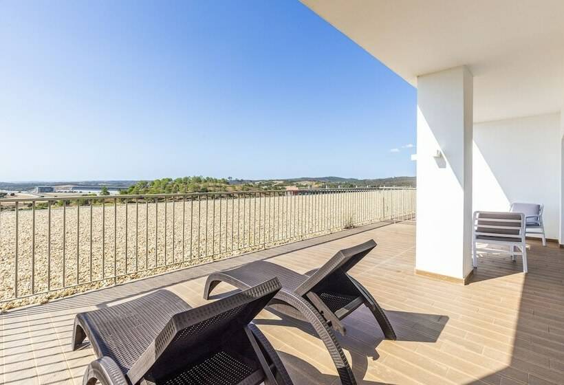 Люкс, Algarve Race Resort