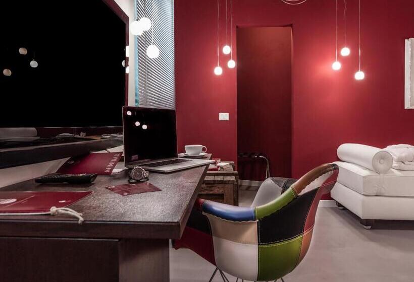 اتاق لوکس, Astro Mediceo