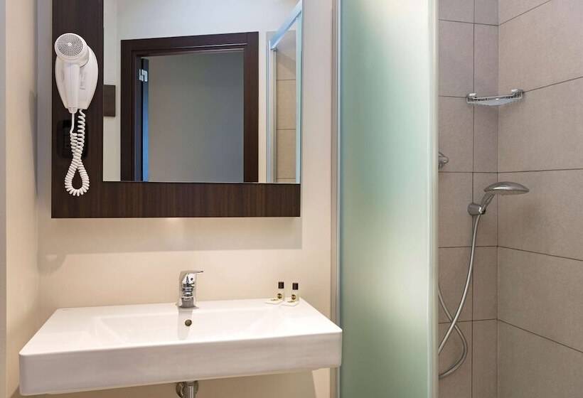 适合残疾人使用的标准间, B&b Hotel Milano Cenisio Garibaldi
