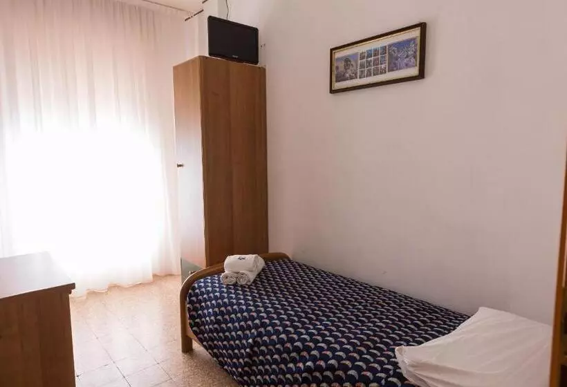 اتاق استاندارد یک نفره, Cavallino Bianco
