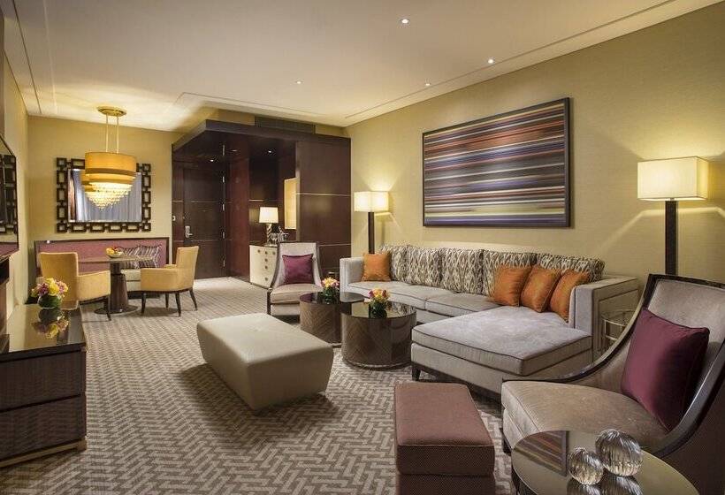 سوئیت پریمیوم, City Of Dreams   Nüwa Manila