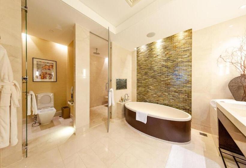 سوئیت پریمیوم, City Of Dreams   Nüwa Manila