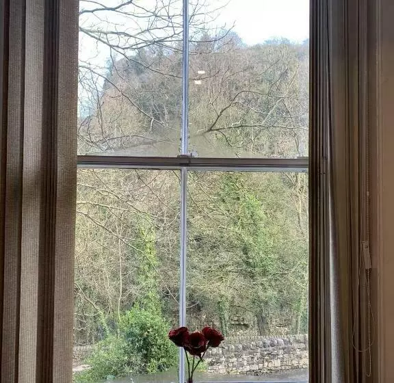 Family Room, High Tor