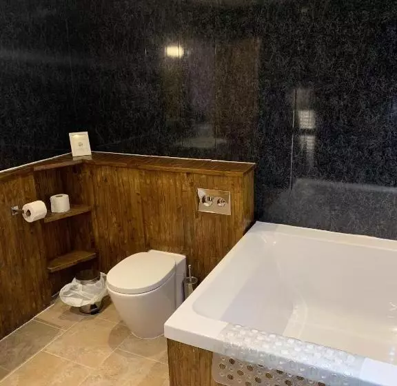 Junior Suite Familiar, High Tor