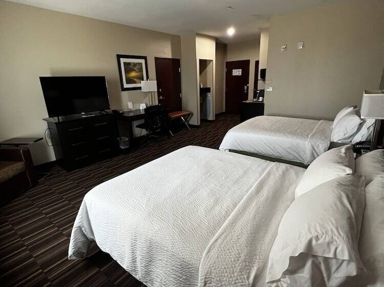 جناح, Holiday Inn Express Alva, An Ihg