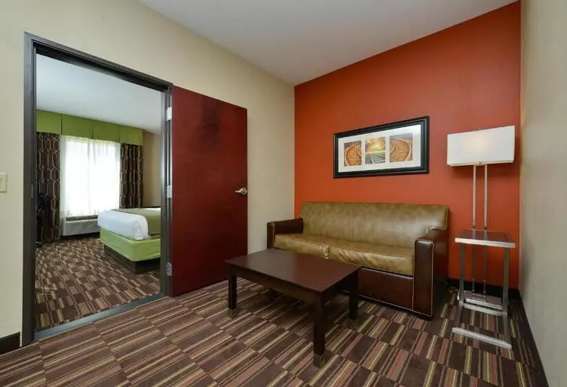 Sviitti King-vuode, Holiday Inn Express Alva, An Ihg