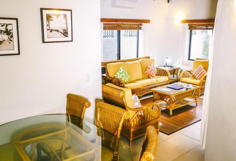 ویلای 2 خوابه, Muri Beach Resort