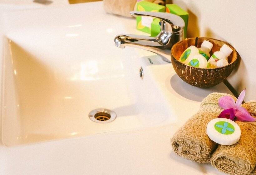 ویلای 2 خوابه, Muri Beach Resort