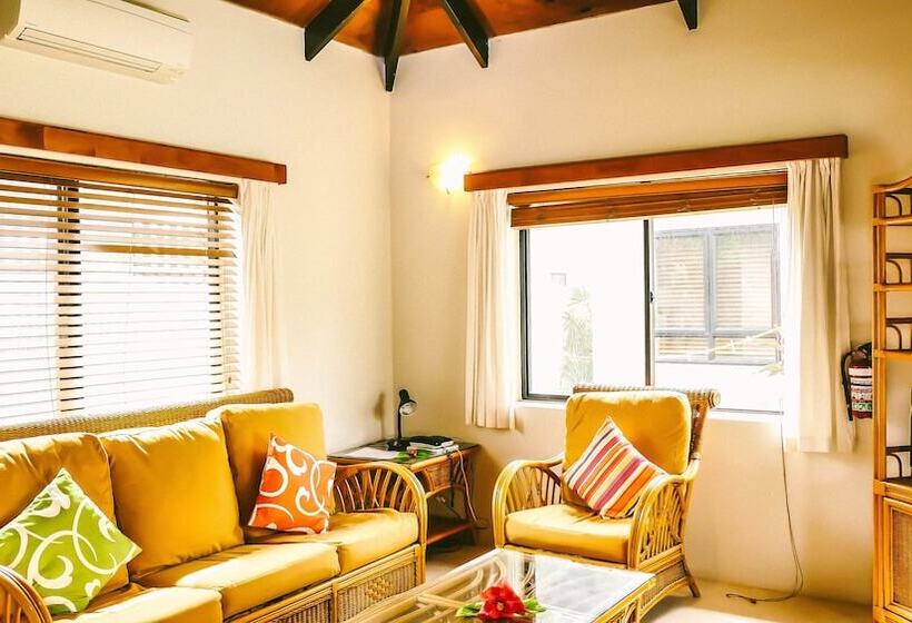 ویلای 2 خوابه, Muri Beach Resort