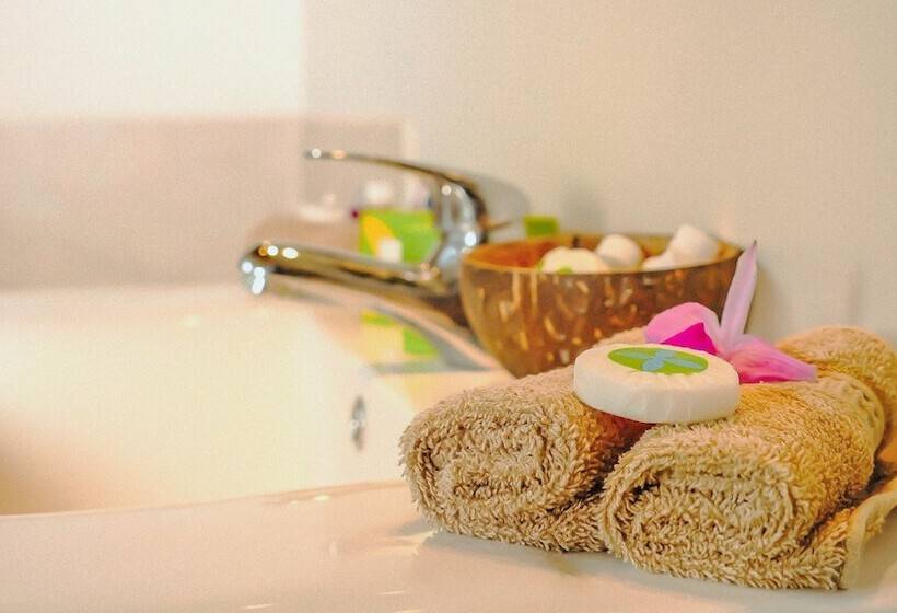 ویلای 1 خوابه, Muri Beach Resort