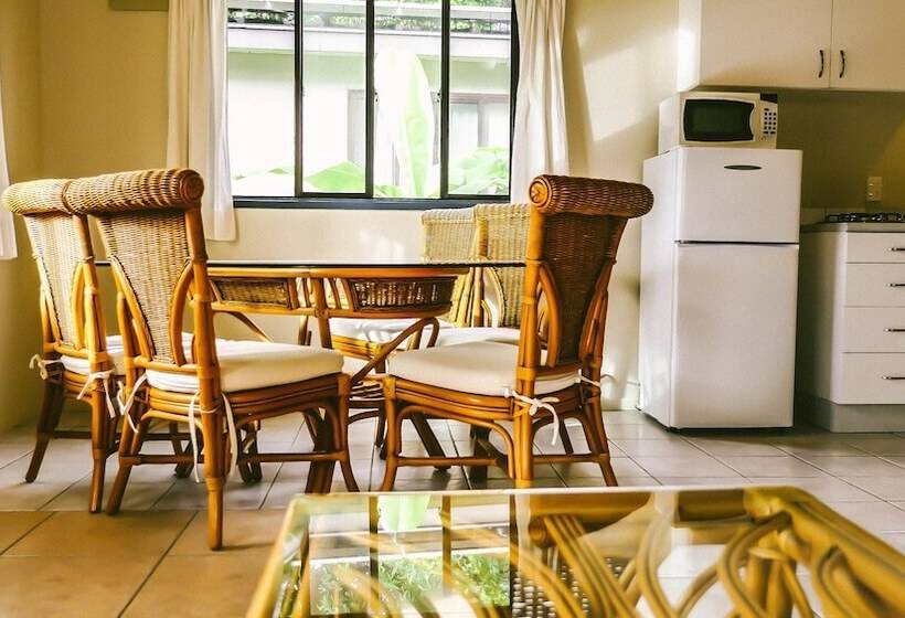 ویلای 1 خوابه با چشمانداز باغ, Muri Beach Resort