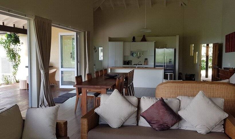 خانه 1 خوابه, Muri Beach Resort