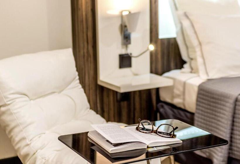 수피리어 스튜디오, Residence Fort Savane