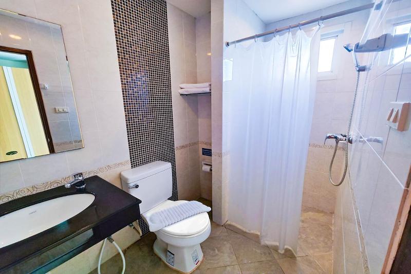 豪华三人间, Le Nara Residence