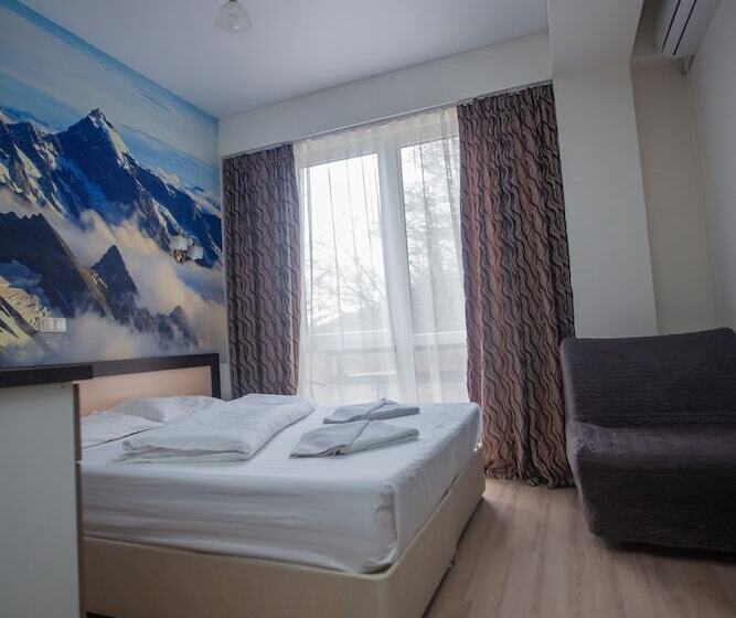 Студио Стандарт с Балконом, Oplot Apartments