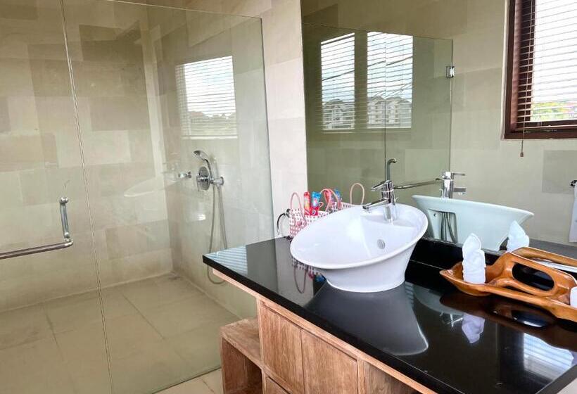 Люкс с Балконом, Oshan Villas Bali
