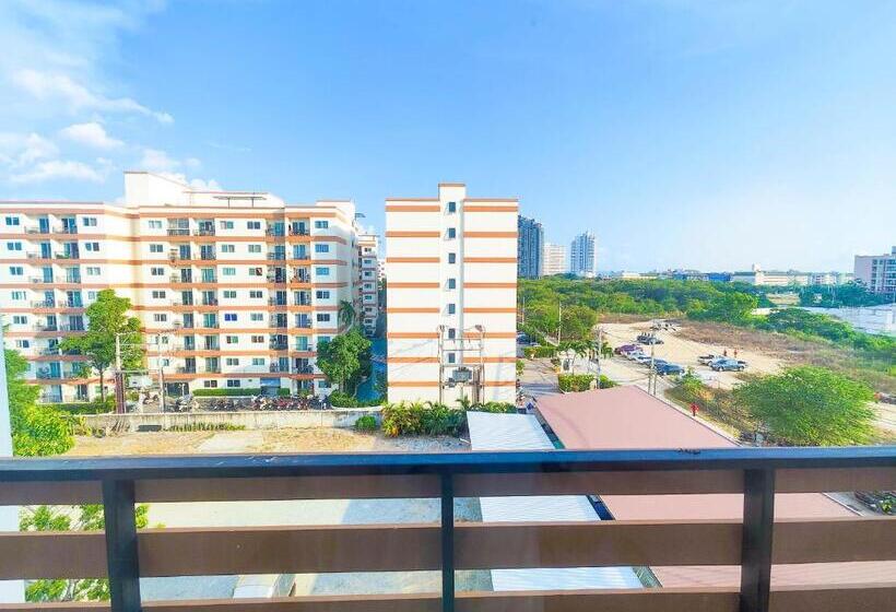 豪华三人间, Le Nara Residence