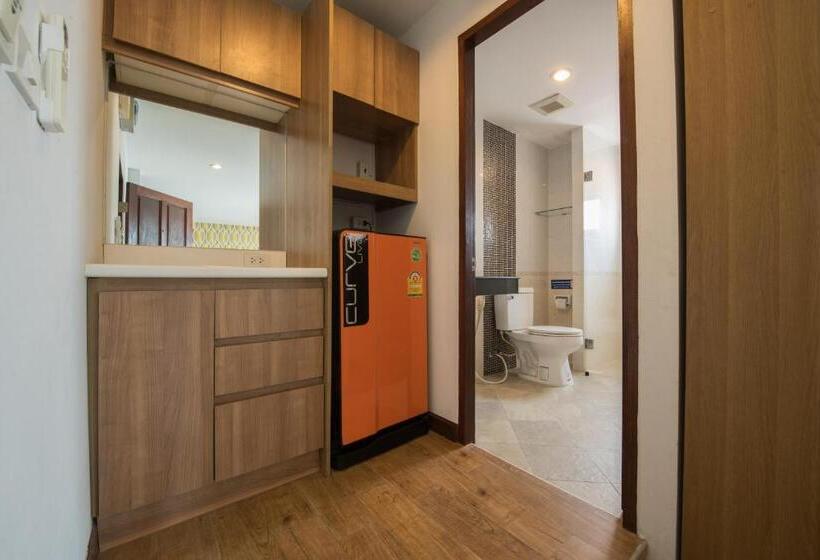 豪华三人间, Le Nara Residence