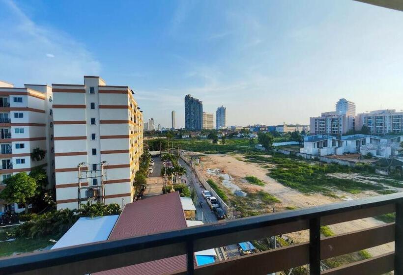 标准三人间, Le Nara Residence