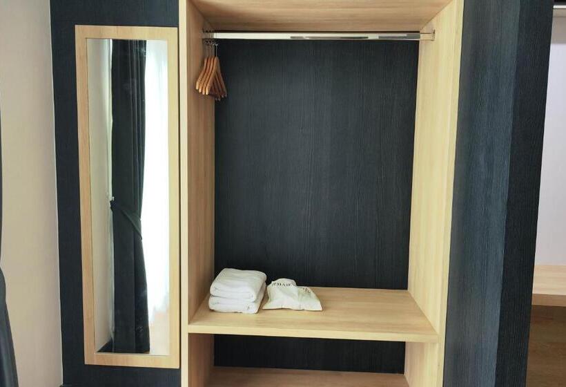 带大床的豪华间, Le Nara Residence