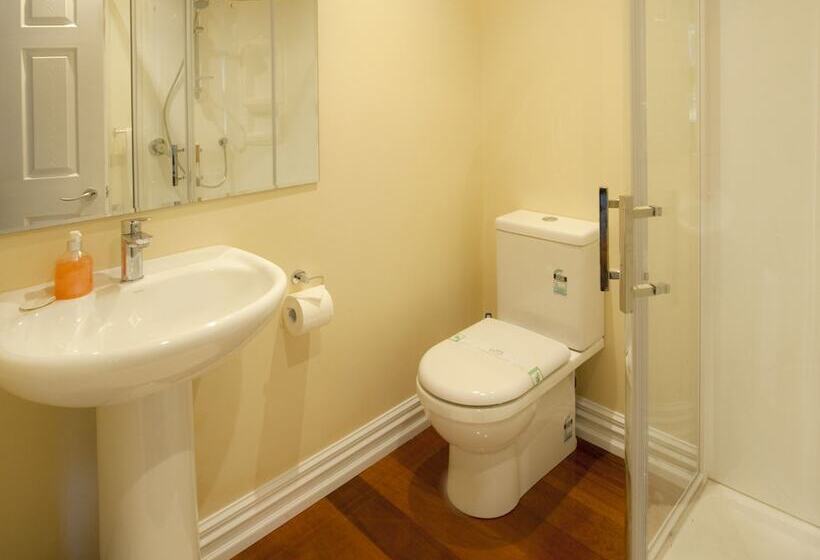 디럭스 스튜디오, Seaport Village