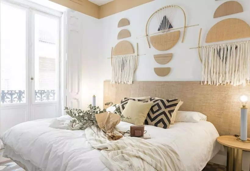 اتاق استاندارد با سرویس بهداشتی مشترک, Valola Boutique Rooms