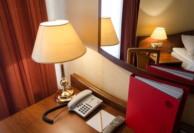 Номер Superior Одноместный, A Hotel Fontanka