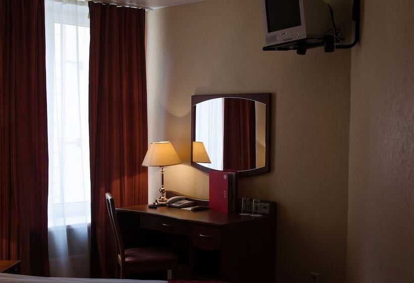 Номер Superior, A Hotel Fontanka