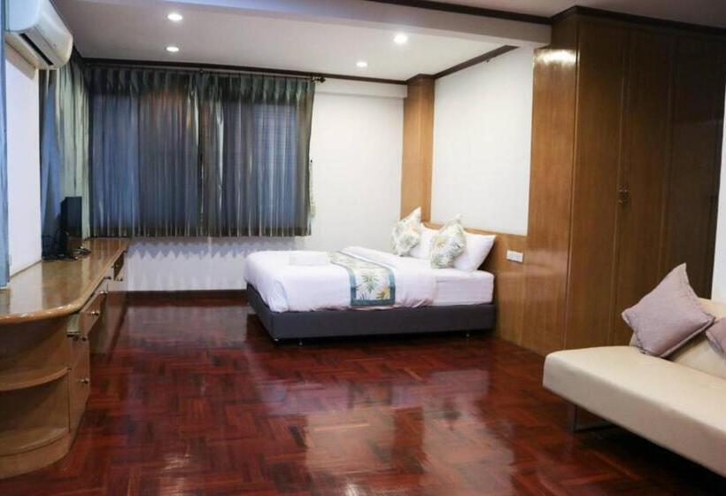 ویلای 2 خوابه, Bed By Cruise Hotel At Samakkhi Tivanont