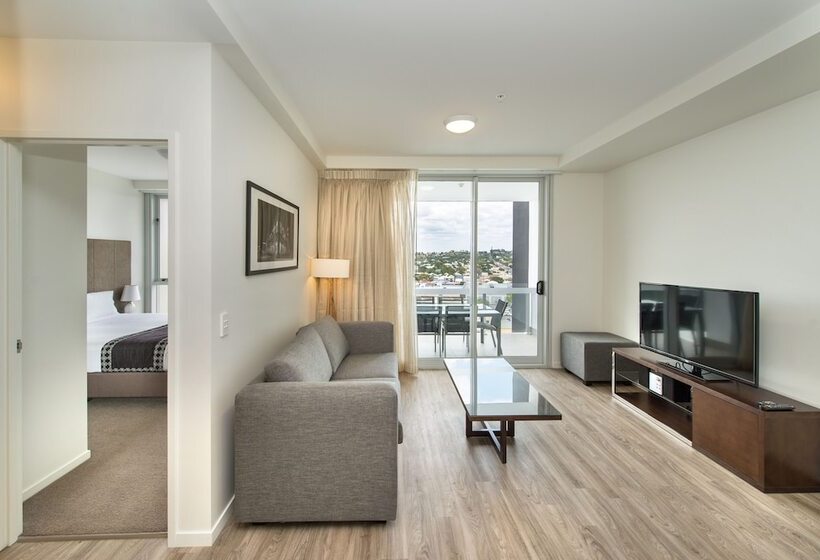 2 Bedrooms Apartment City View, Empire Apartment Hotel Rockhampton