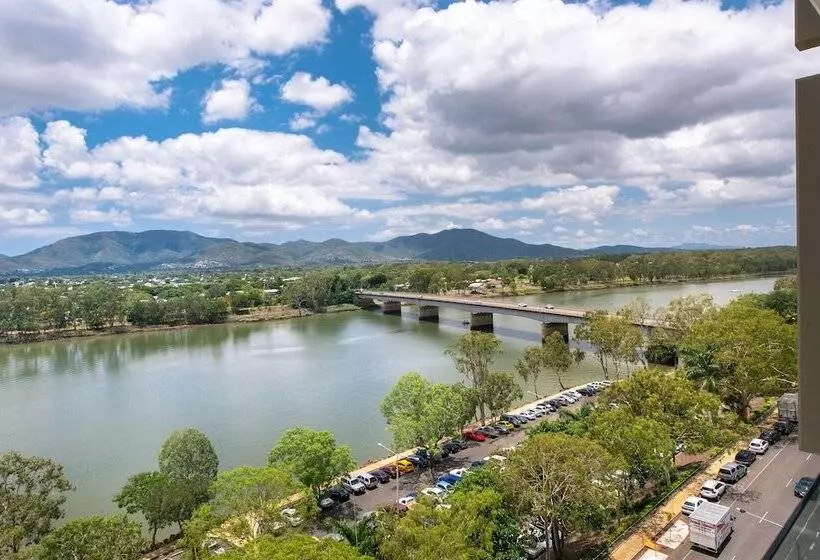 2 Bedrooms Apartment River View, Empire Apartment Hotel Rockhampton
