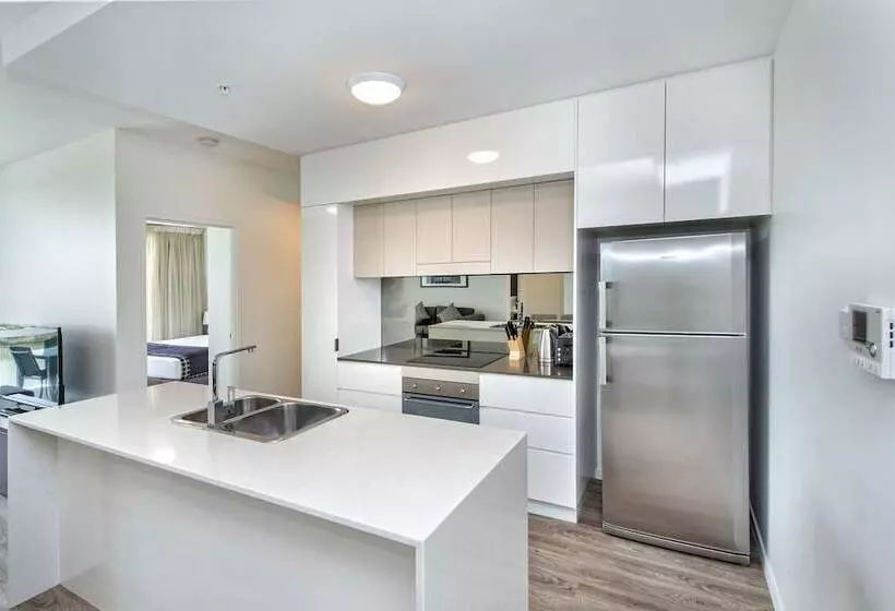 2 Bedrooms Apartment River View, Empire Apartment Hotel Rockhampton