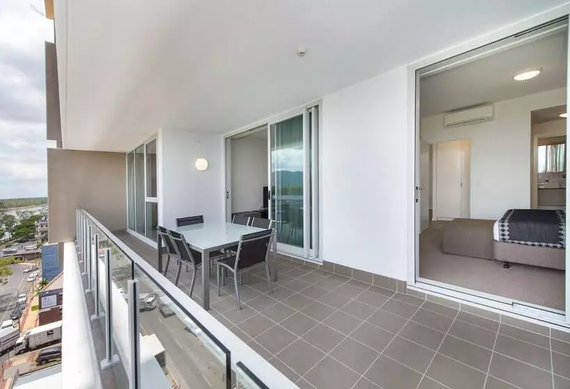 2 Bedrooms Apartment River View, Empire Apartment Hotel Rockhampton