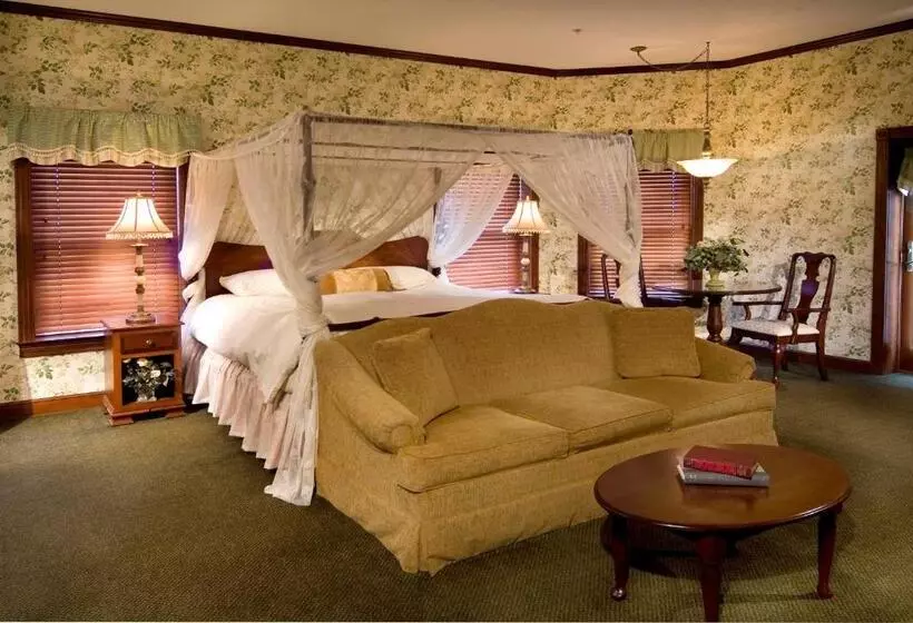 キングサイズベッドのデラックスルーム, Carlisle Inn