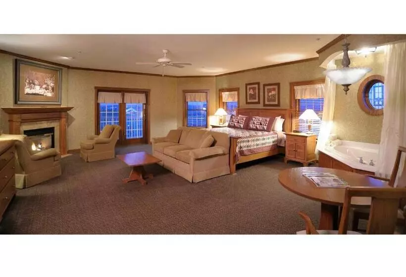 キングサイズベッドのデラックスルーム, Carlisle Inn