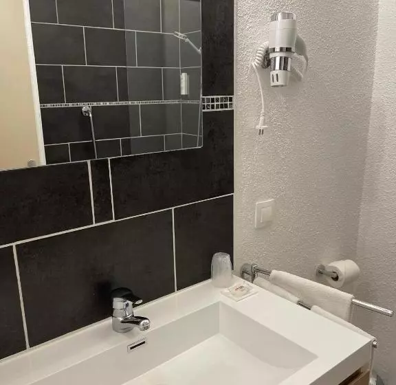 バルコニー付きスタンダードルーム, Contact Hôtel Le Saint Rémy   Chalon Sud