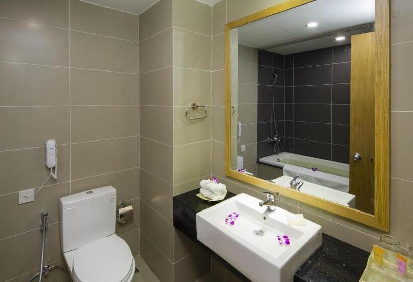 디럭스 룸 도시 전망, Dendro Gold