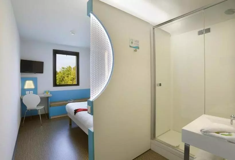 اتاق استاندارد یک نفره, First Inn Hotel Blois