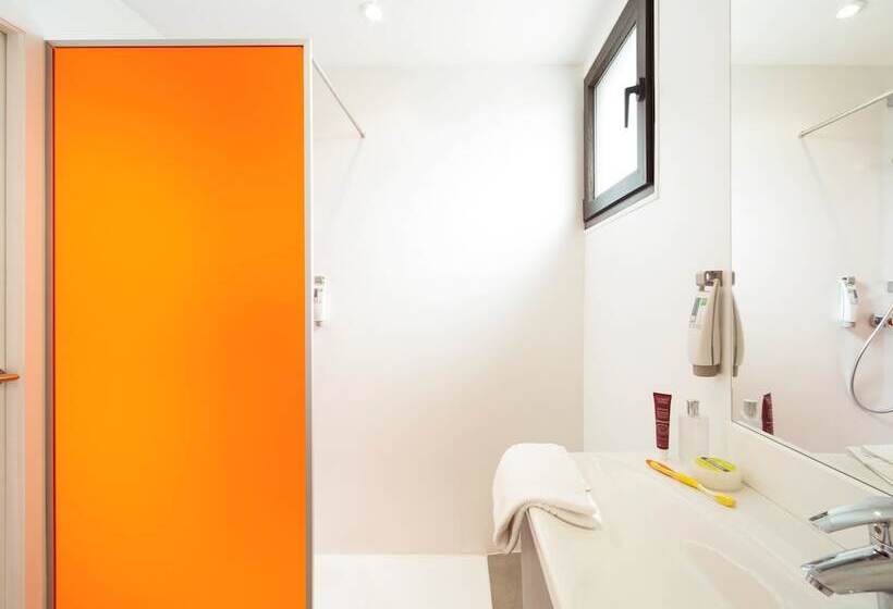 Номер Стандарт Двуспальная Кровать, Ibis Styles Niort Poitou Charentes