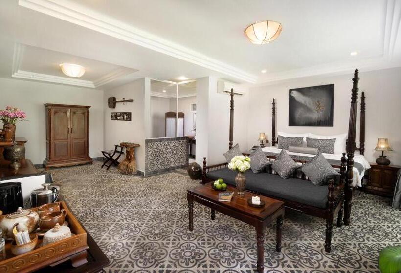 سوئیت رویال, Mane Boutique Hotel & Spa