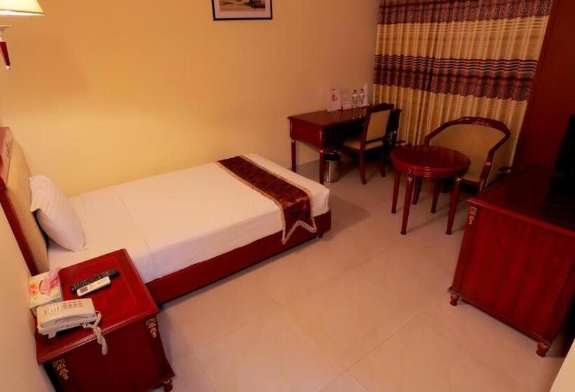 اتاق استاندارد یک نفره, Metro International