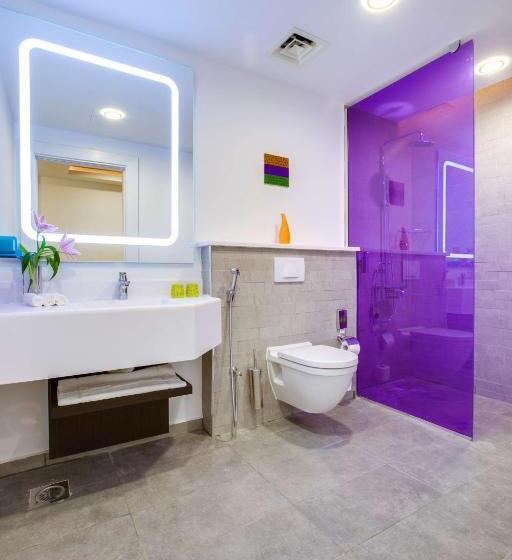 سوییت با چشمانداز دریا, Park Inn By Radisson Dammam