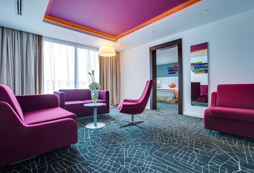 سوییت, Park Inn By Radisson Dammam