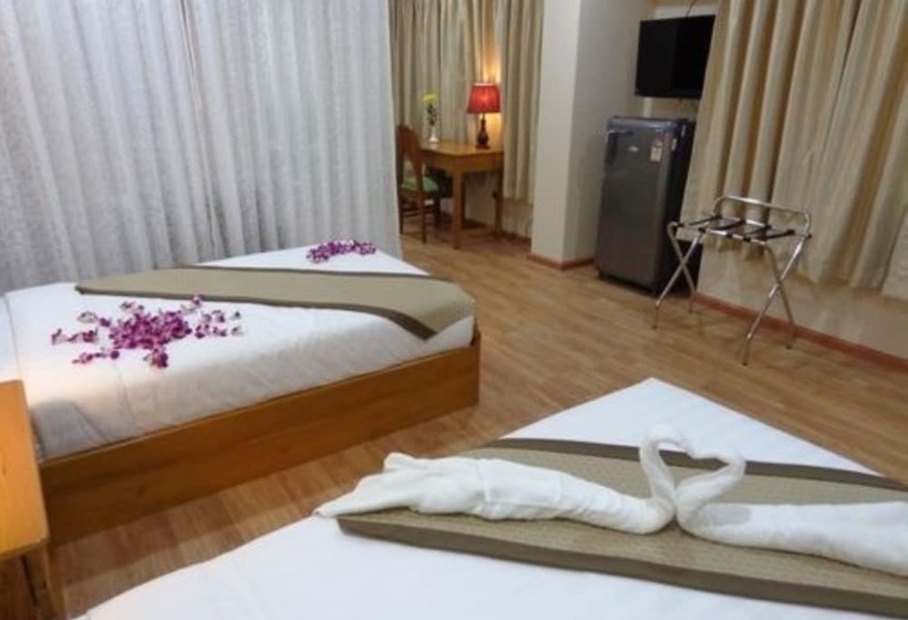 اتاق لوکس, Royal Khattar