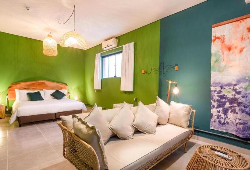 スーペリアースイート, The Garden Promenade Bonito