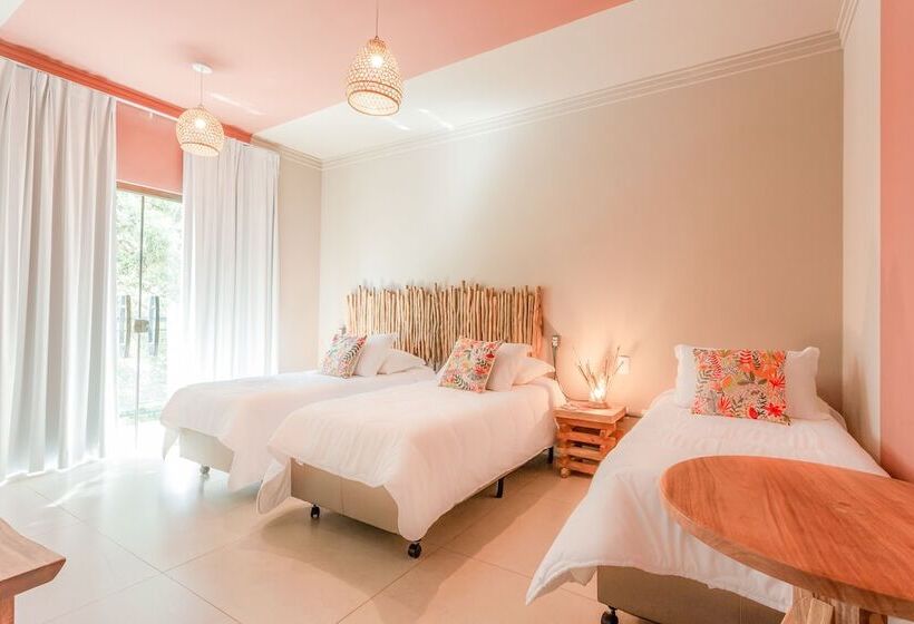 スタンダードトリプルルーム, The Garden Promenade Bonito