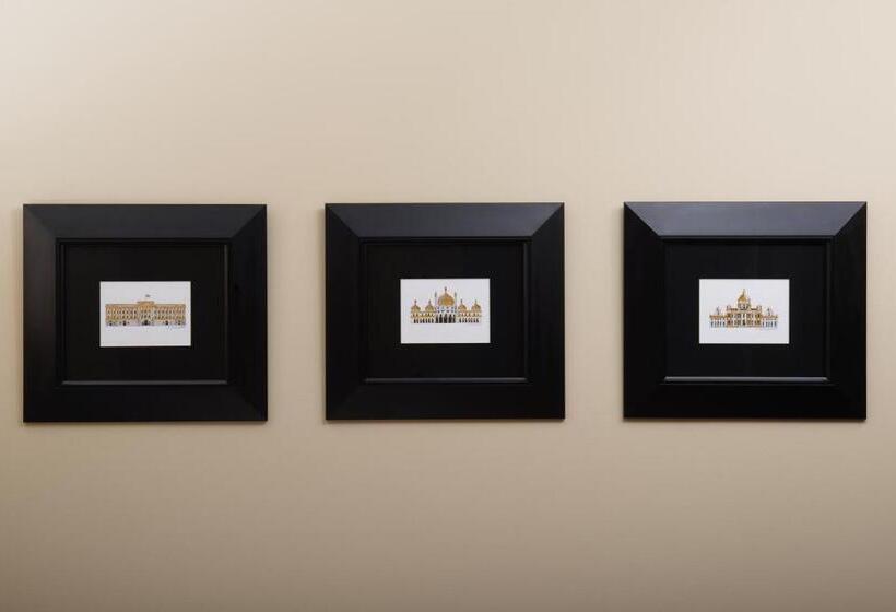 带大床的高级房间, The Resident Victoria