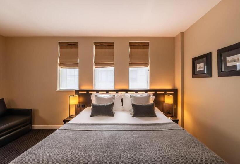 豪华房间, The Resident Victoria